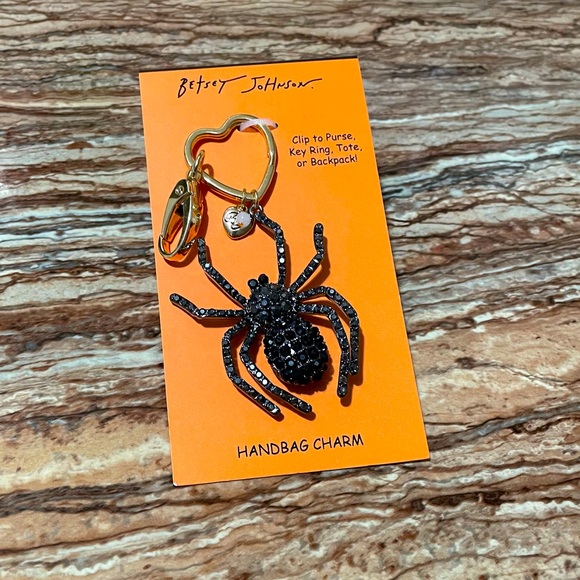 Betsey Johnson Gold Black Gunmetal Crystal Spider Key Fob Bag Charm Keychain - Picture 1 of 8